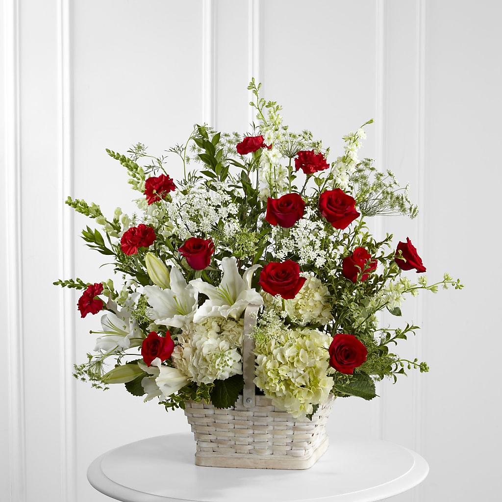 In Loving Memory Arrangement – Marshall Floral Llc, Marshall MO