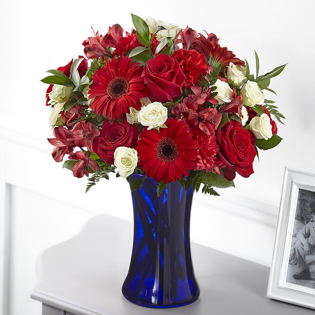 Hearts Embrace Bouquet – Marshall Floral Llc, Marshall MO
