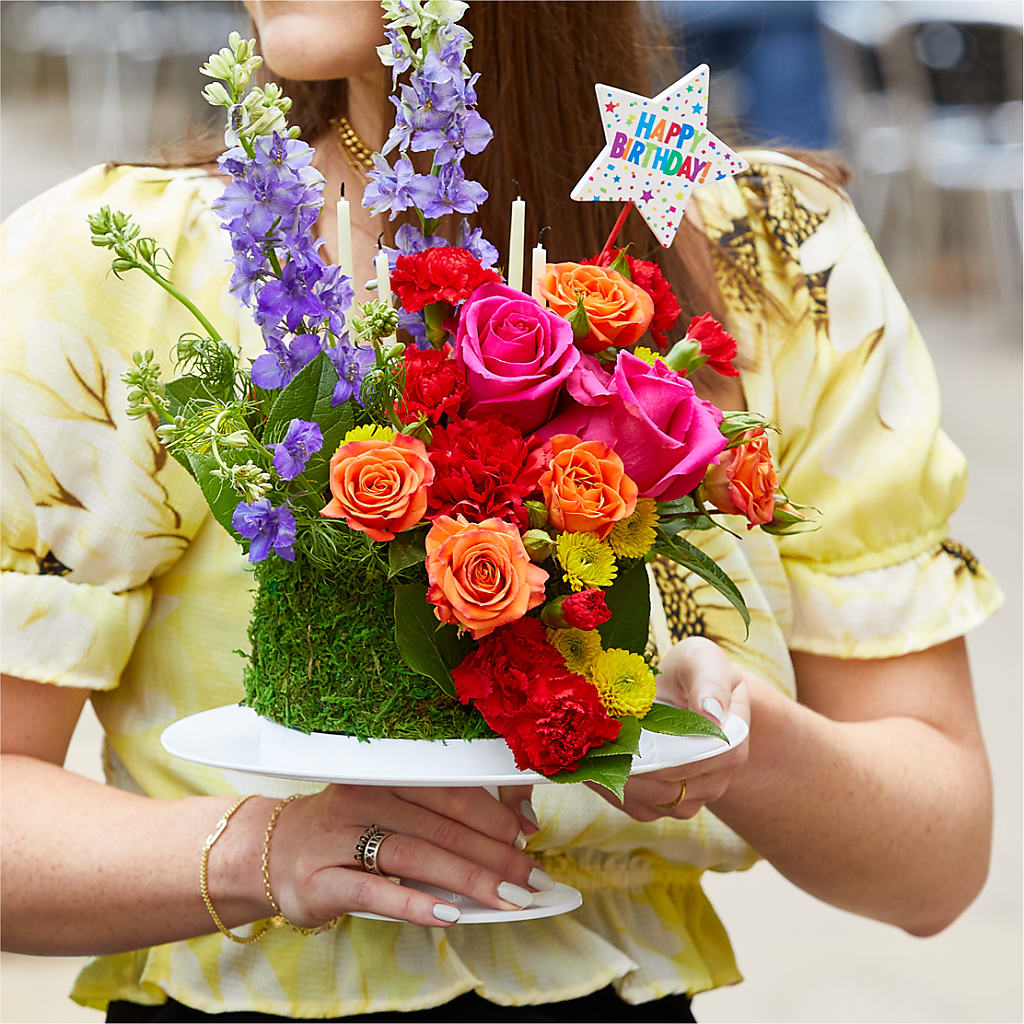 Best Year Yet Floral Cake – Marshall Floral Llc, Marshall MO