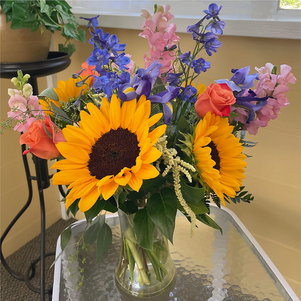 Rays of Life Bouquet –  Marshall Floral Llc, Marshall MO