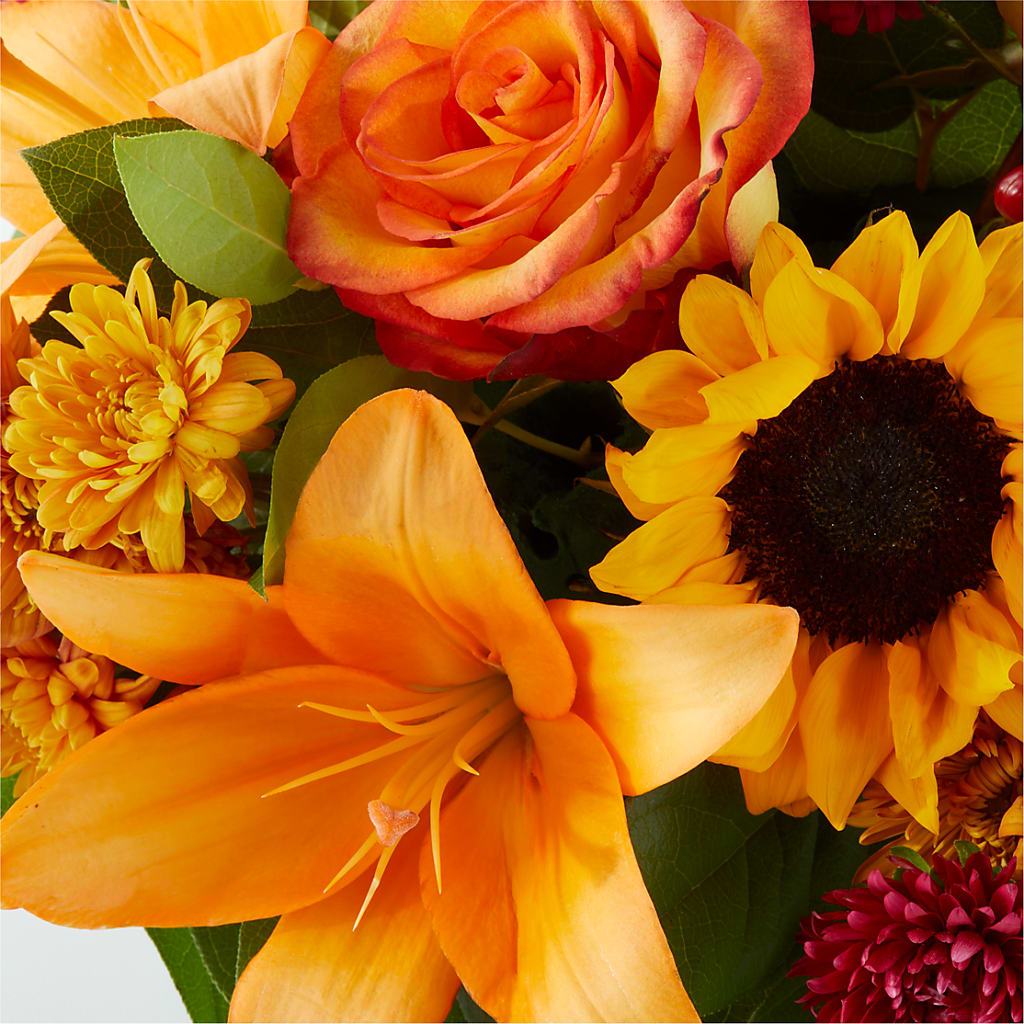 Grateful Centerpiece –  Marshall Floral Llc, Marshall MO